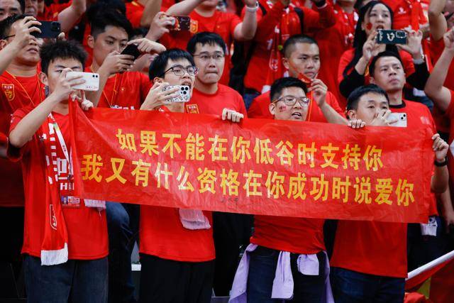 谈球吧 - 防守之道：奥萨尔与华莱士的巨额续约揭示NBA新格局